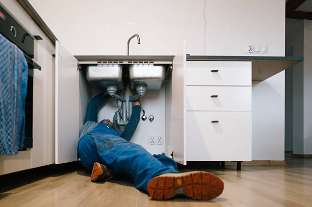 Professional Leak Detection technician working in Denver City, TX